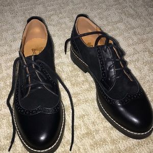 Shoe embassy 37 black on black suede Oxford - new